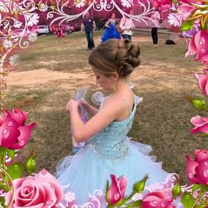 Meet your Posher, Janet